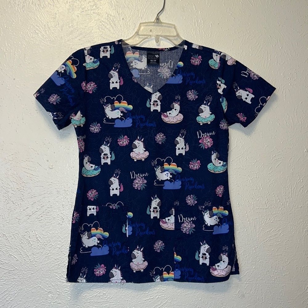 Zoe+Chloe Women's Unicorn Print Uniform Scrub Top Size XS